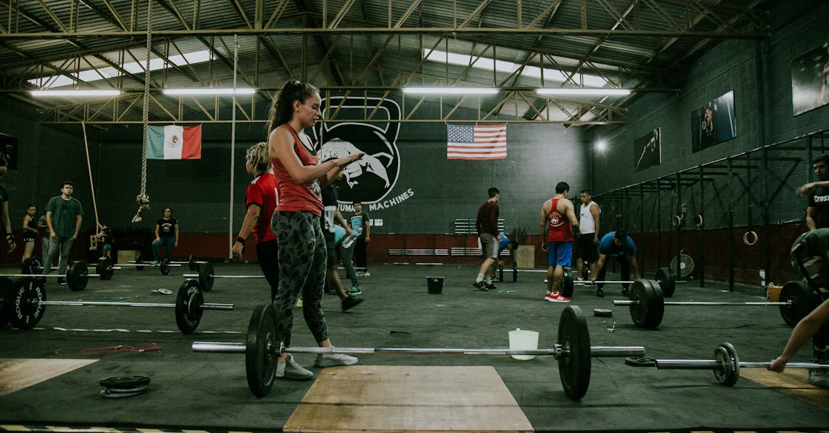 découvrez le cross-training, une méthode d'entraînement polyvalente combinant endurance, force et agilité pour améliorer votre condition physique globale.