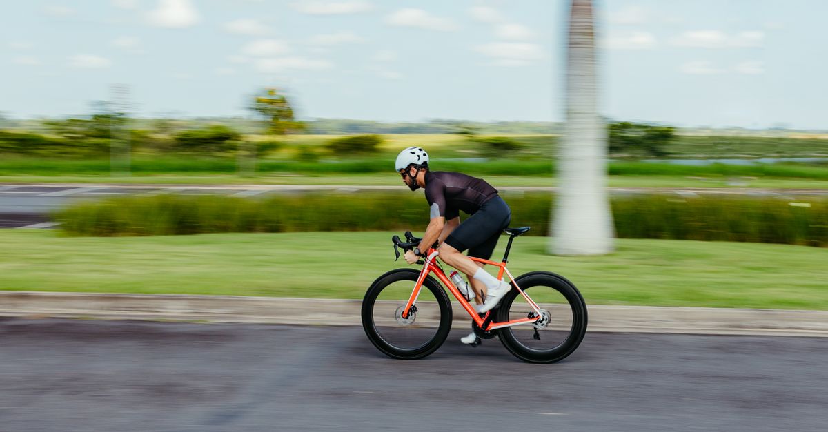 découvrez des conseils essentiels pour une transition efficace du vélo à la course à pied, optimiser vos performances et éviter les blessures.