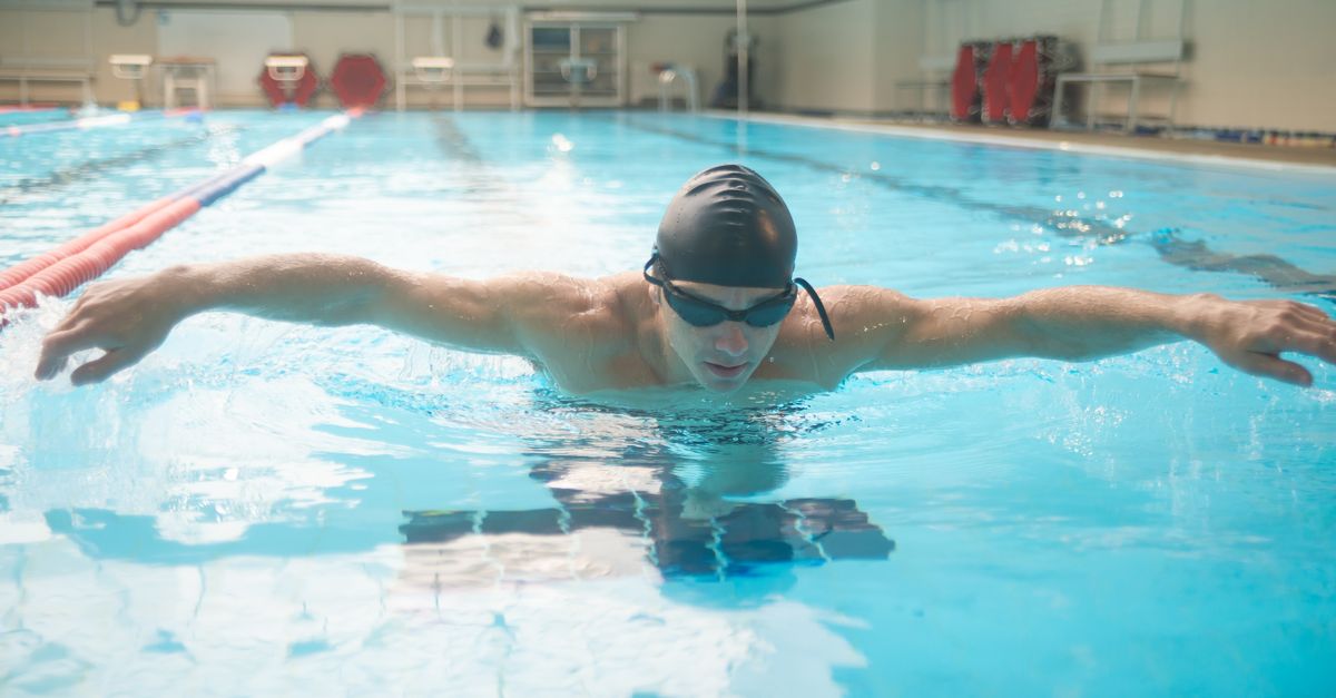 découvrez l'importance du rythme respiratoire en natation pour améliorer votre endurance et votre technique de nage.