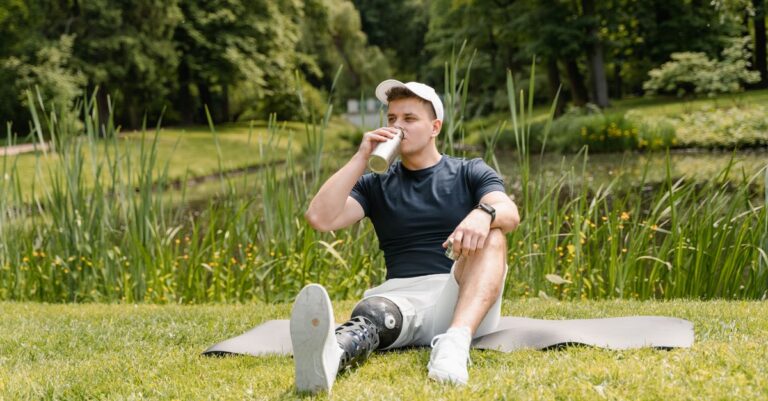 découvrez les bienfaits de la récupération active pour améliorer votre performance et réduire les douleurs musculaires après l'effort.