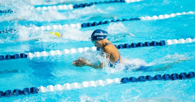 découvrez les meilleures techniques de départ en natation pour améliorer votre performance et gagner des précieuses secondes dès le début de la course.