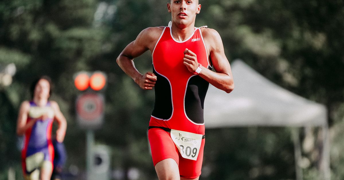 découvrez les erreurs courantes à éviter en triathlon pour améliorer vos performances et profiter pleinement de chaque étape de la compétition.