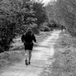 découvrez des techniques de respiration efficaces pour améliorer vos performances en course à pied et optimiser votre endurance.