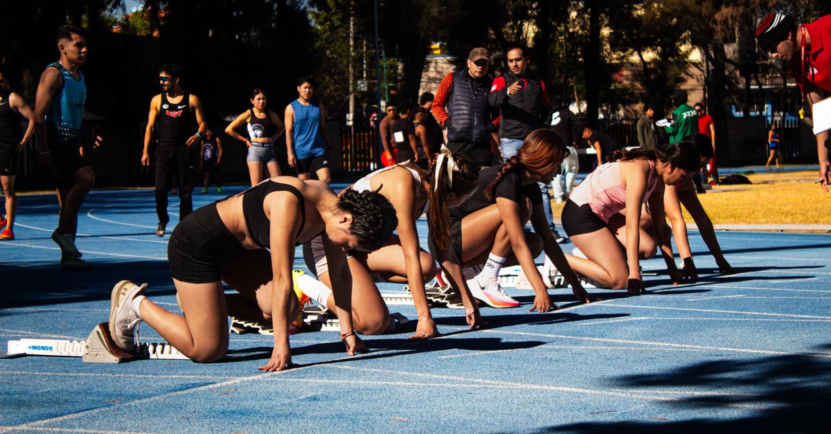 préparez efficacement votre sprint triathlon avec nos conseils d'entraînement, nutrition et stratégie pour optimiser vos performances le jour de la course.